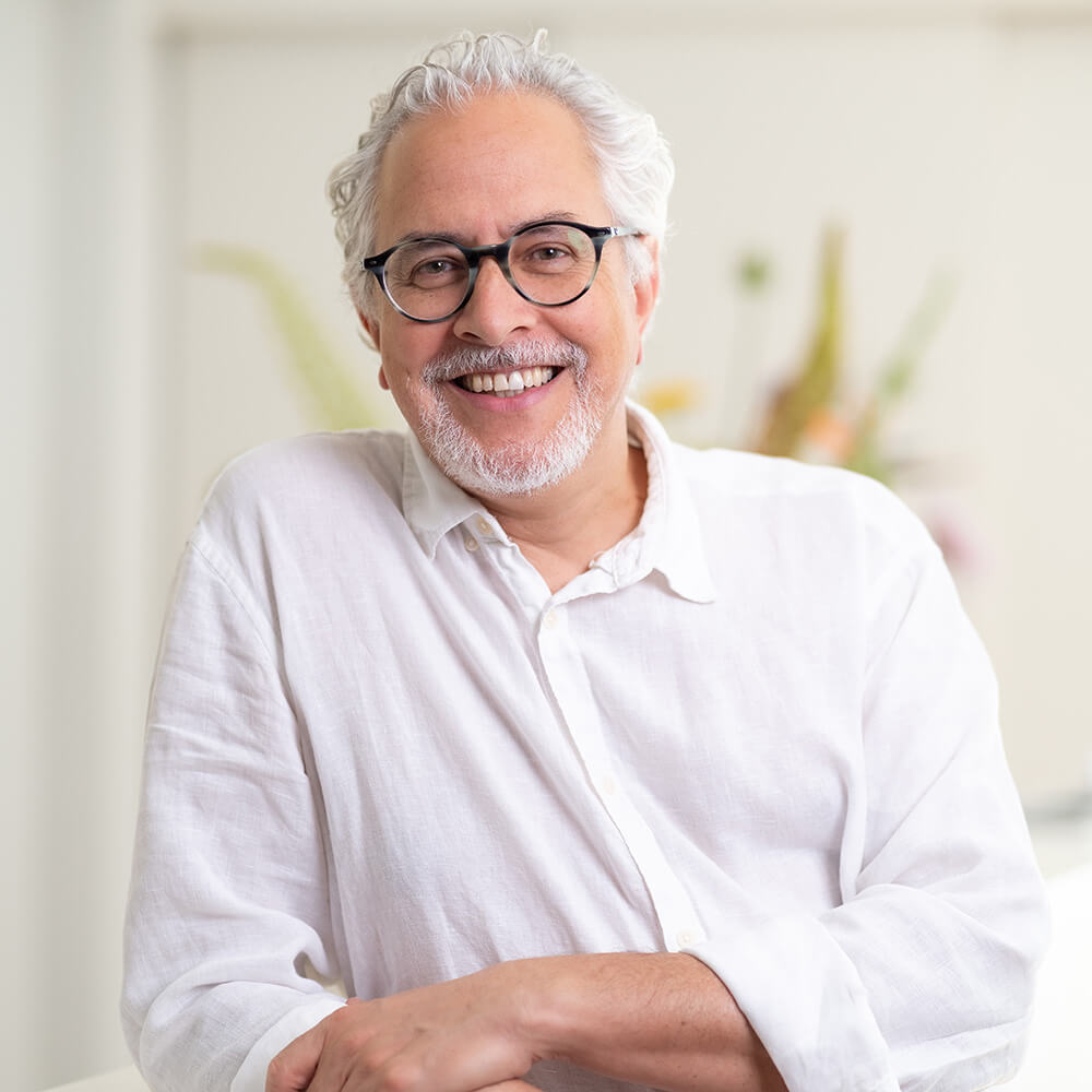 Dr. med. Robin Deb